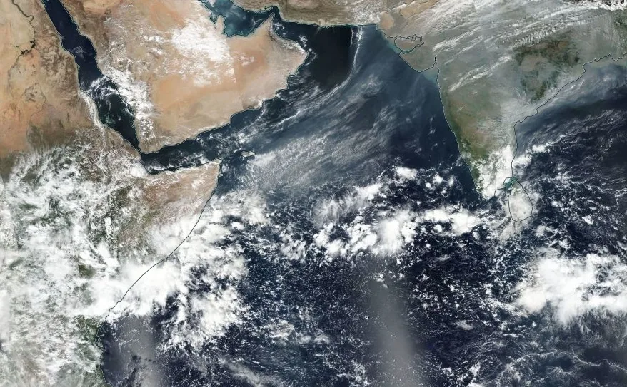 بحر العرب.. نشاط جوي استوائي مرتفع يبدأ خلال نهاية الأسبوع